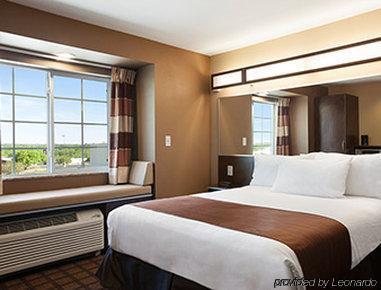 Hotel Microtel & Pleasanton