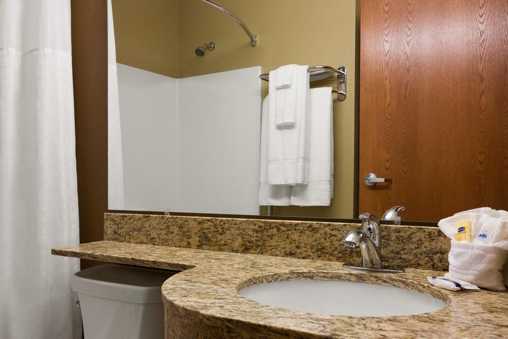 Microtel & Pleasanton